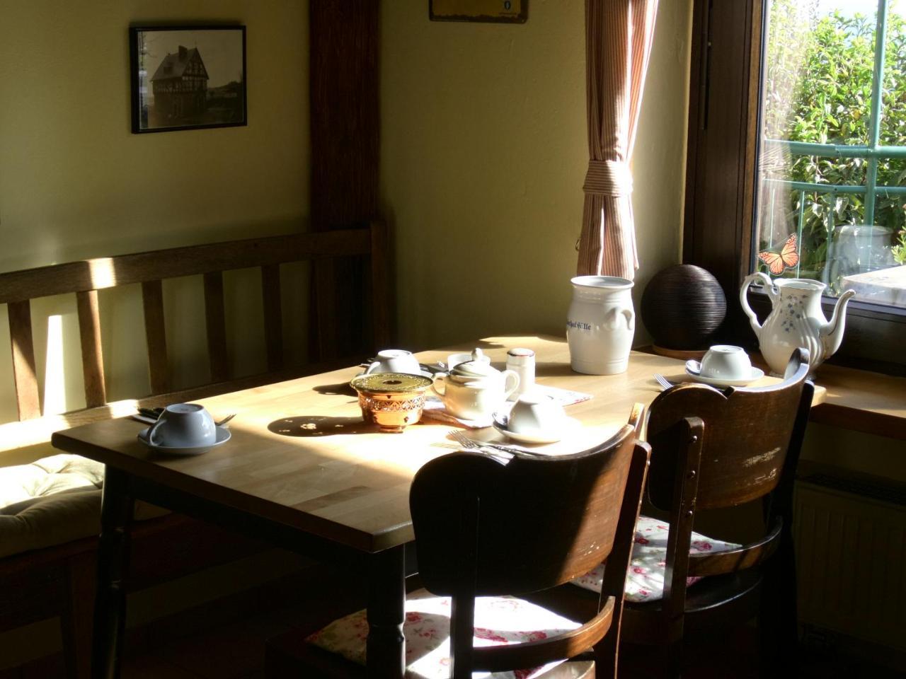 ארמברג Gasthaus Zur Burgschaenke מראה חיצוני תמונה